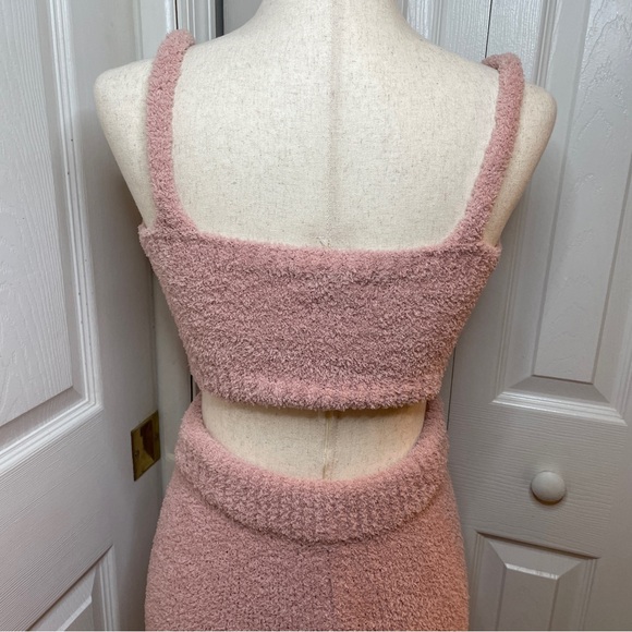 Fashion Nova “living in it” set/ No cardigan - Picture 7 of 9